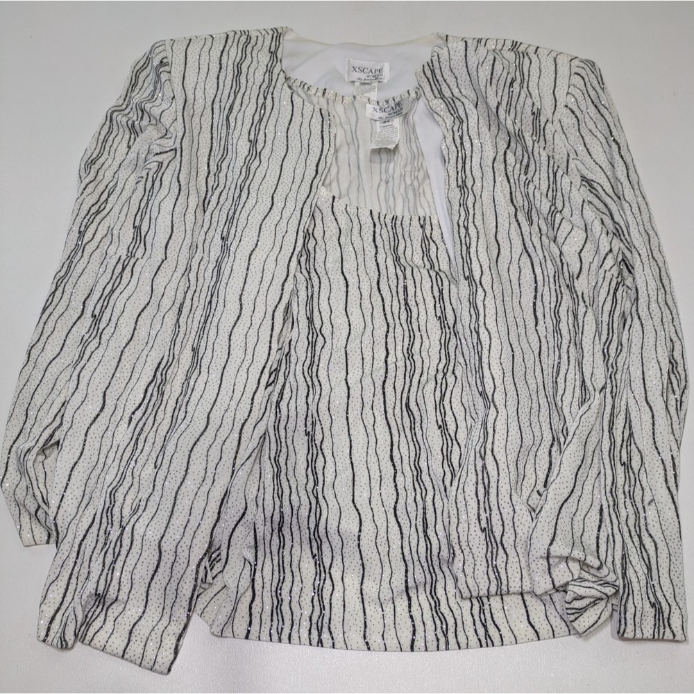 Xscape Black And White Sparkle Dress Top, 2 Piece, 2X‎